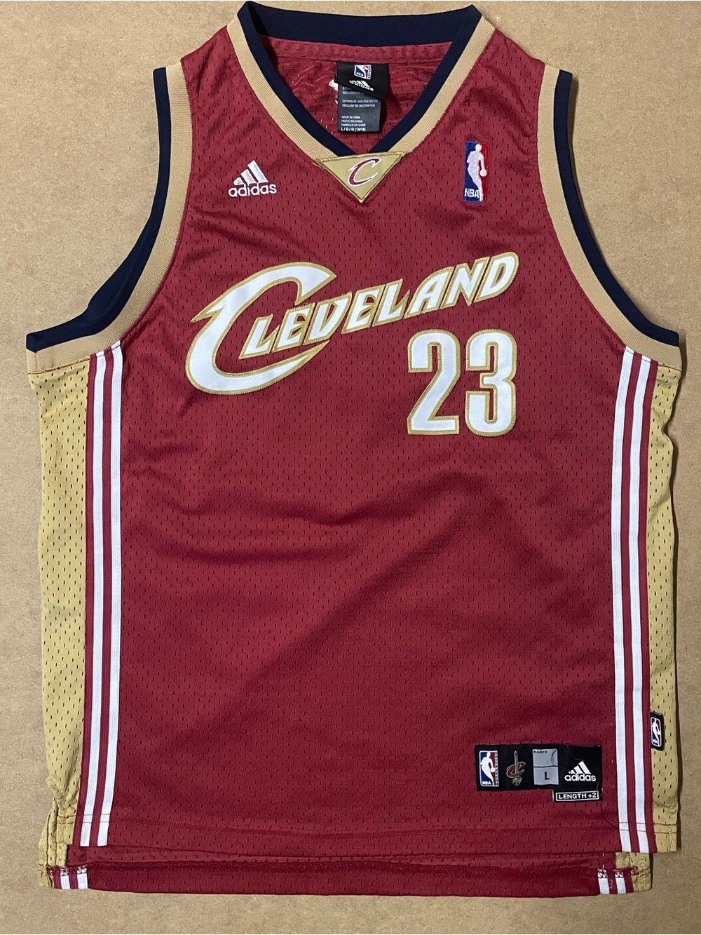 Adidas LeBron James #23 Cleveland Cavaliers NBA Basketball Jersey Youth Size L